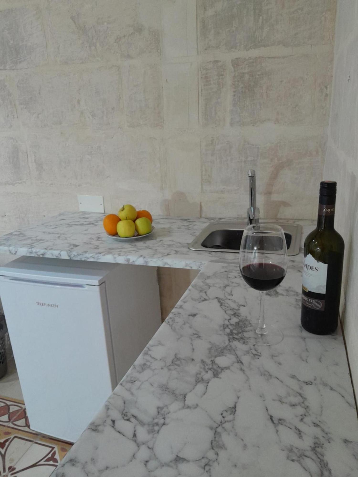 Limestone Suites Sliema Dış mekan fotoğraf